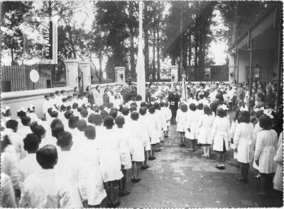 Acto inauguración mástil Escuela Láinez Nº 56