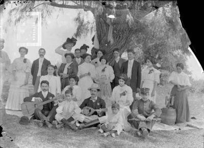 Grupo en la isla, 08-2-1909