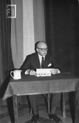 Dr. Jorge N. Ferrari. Conferencia sobre Bibliografía Numismática Argentina en la inauguración de la Exposición Bibliográfica de Numismática.