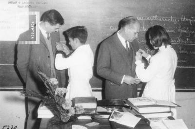 Inauguración Centro Filatélico en Escuela Provincial Nº 1