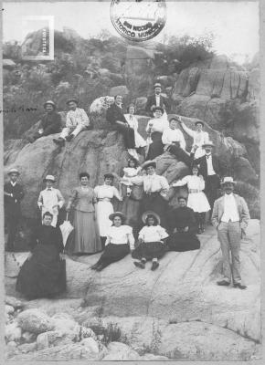 Grupo en las sierras con Benito Baró