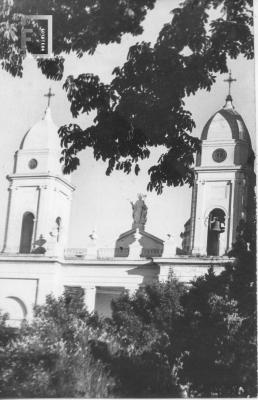Catedral de San Nicolás. Inauguración del Santo Patrono en el frente