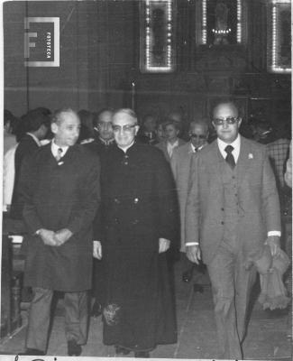 Gral. Rivera, Presidente de SOMISA, Obispo Mons. Fortunato Antonio Rossi, Intendente Comisionado Hugo Ondarcuhu. Salida del Tedeum