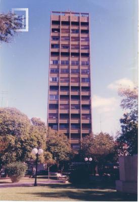 Edificio ubicado donde estaba la casa de la familia Aguiar