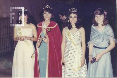 Reina y Princesas de la Primavera
